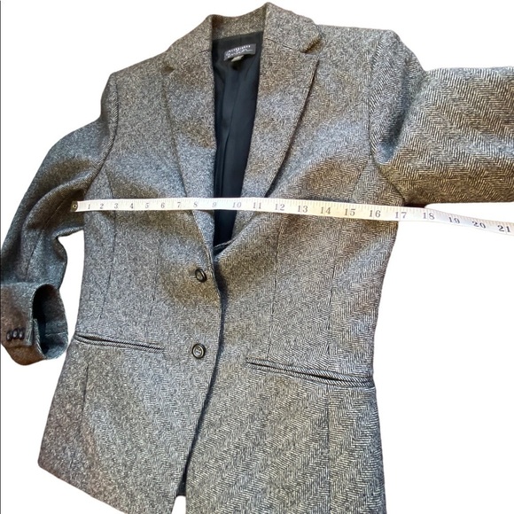 Classiques Entier Women's Grey  Wool Blazer Size 2 - Picture 8 of 9